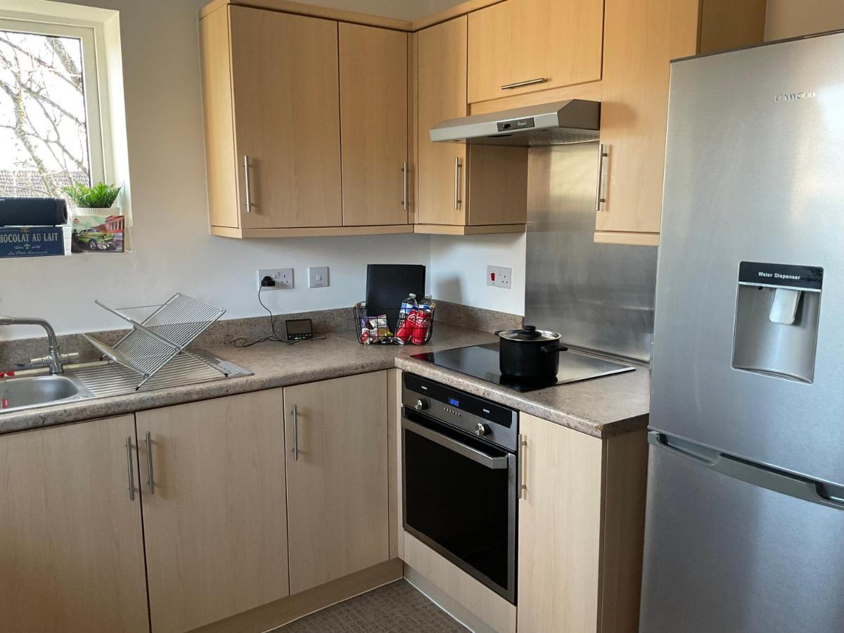 Simple 2-Bedroom 1.5 Bath Apartment In Thornhill 南安普敦 外观 照片